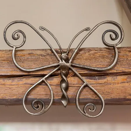 Bed & Breakfast Butterfly *
